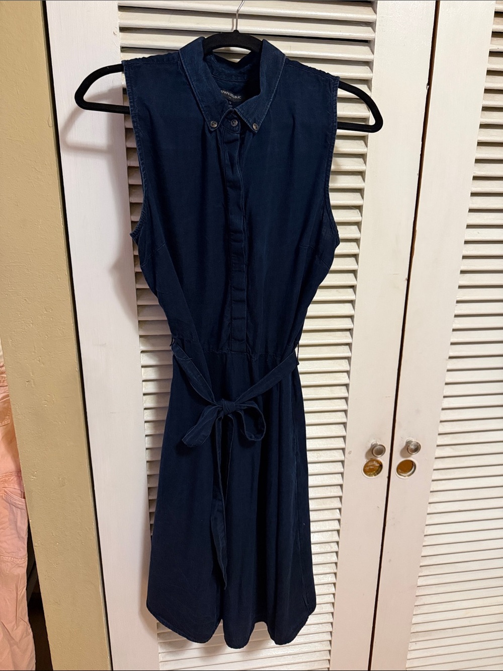 Banana Republic Sleeveless Navy Shirtdress with Tie Waist